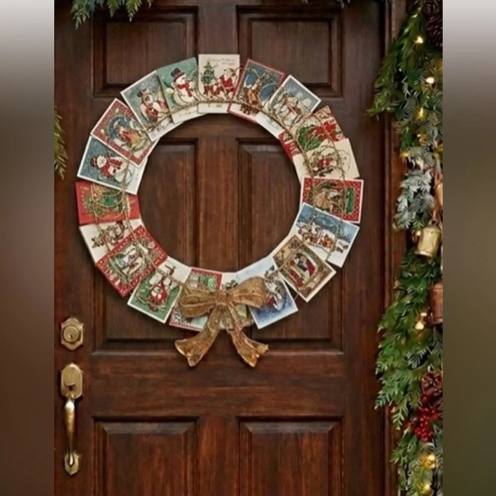UNBRANDED | Holiday Card Wreath